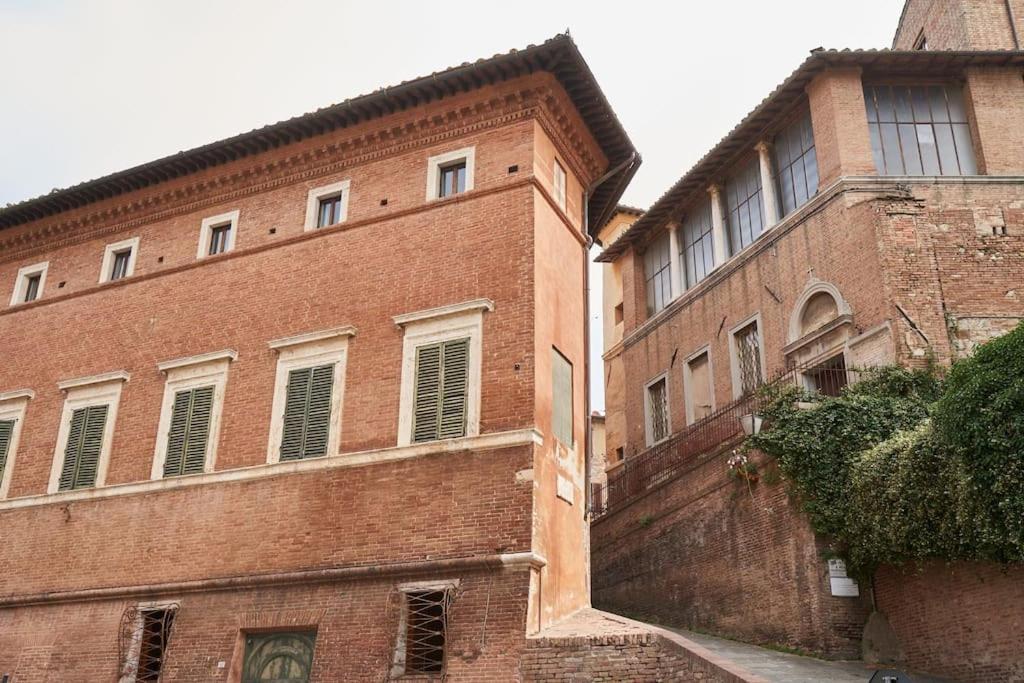 Appartement Palazzo Celsi Pollini Duomo Casa Emma à Sienne Extérieur photo